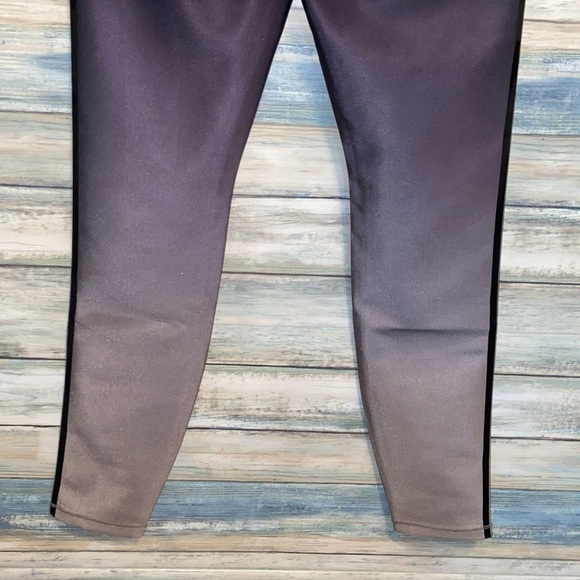 Good American the core strength bronzed leggings - Picture 8 of 8